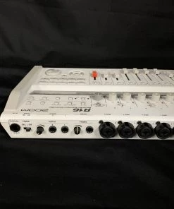 Shivelbine Music Zoom R16 USB Audio Interface / Digital Multitrack Recorder / Control Surface What's New 16 Shivelbine Music Zoom R16 USB Audio Interface / Digital Multitrack Recorder / Control Surface What's New