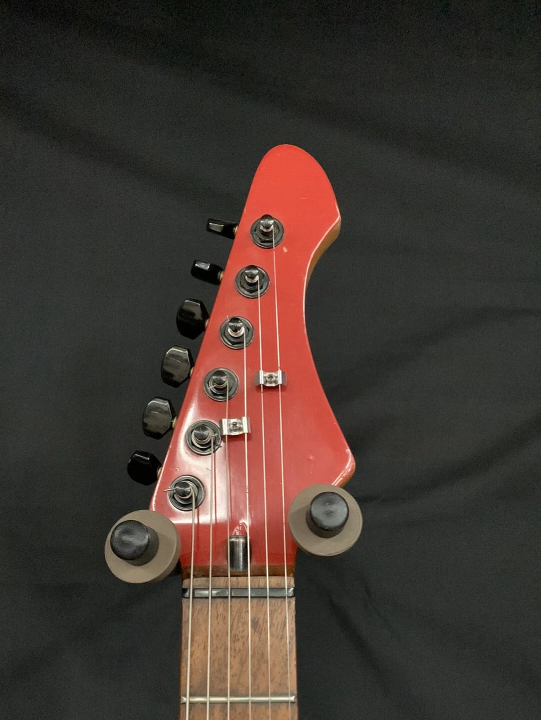 Shivelbine Music What's New 80's C.F Martin Stinger Red 3 Shivelbine Music What's New 80's C.F Martin Stinger Red