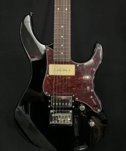 Shivelbine Music YAMAHA PAC311H Electric Guitar