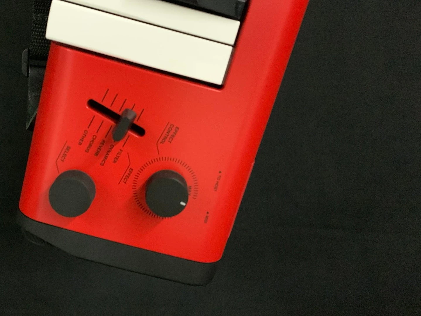 Shivelbine Music Yamaha Sonogenic SHS-500RDC Keytar What's New 3 Shivelbine Music Yamaha Sonogenic SHS-500RDC Keytar What's New