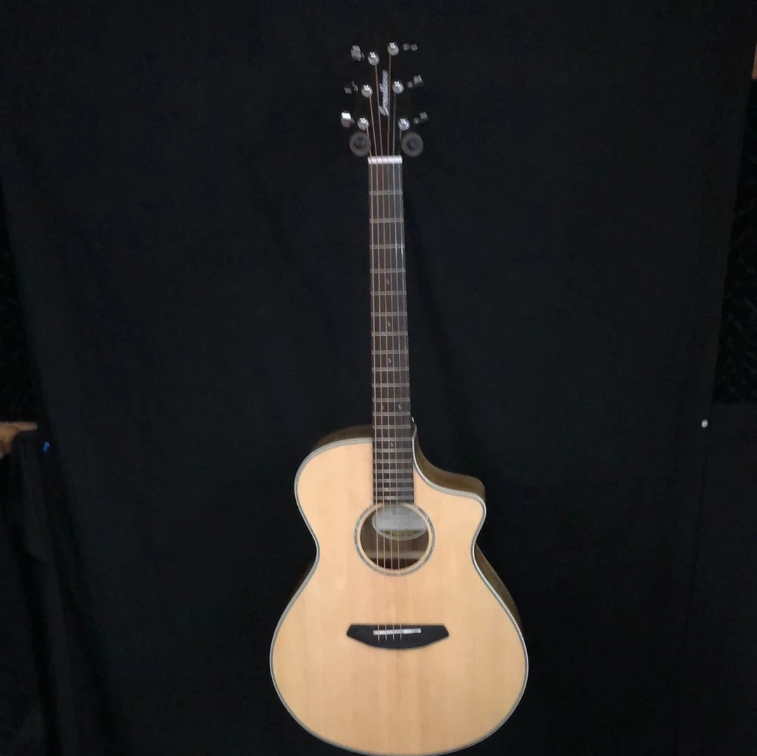 What's New Breedlove Pursuit Exotic Concert CE Sitka-Myrtlewood 1 What's New Breedlove Pursuit Exotic Concert CE Sitka-Myrtlewood