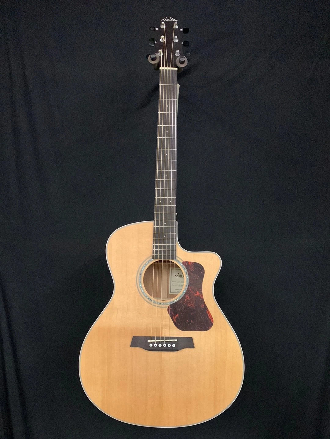 Walden G770CE Natura All-Solid Cedar-Mahogany Grand Auditorium Acoustic Cutaway What's New 1 Walden G770CE Natura All-Solid Cedar-Mahogany Grand Auditorium Acoustic Cutaway What's New
